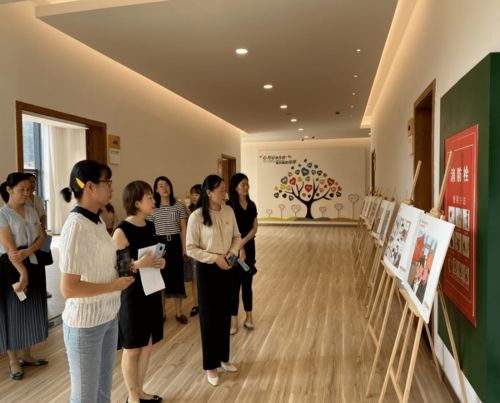 聚焦裝院 學(xué)院教師赴貴州大學(xué)心理健康教育咨詢中心交流學(xué)習(xí)